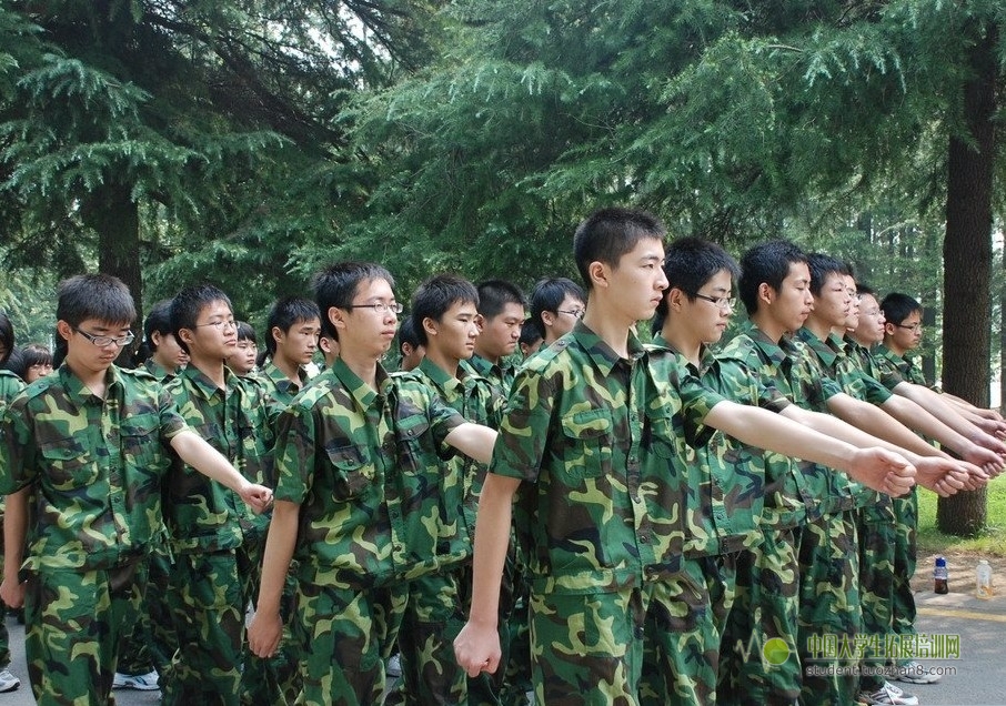 放大图片-南京农业大学军训